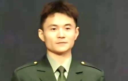 两年又三年的第一张照片--合肥上门女婿服务网